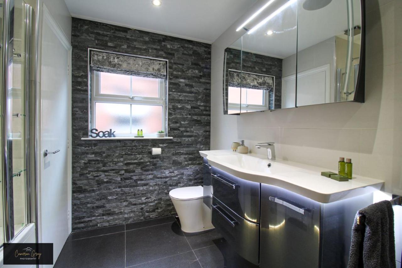 Nice 2 Bed House, Office, Wi-Fi, Free Parking Belfast Zewnętrze zdjęcie