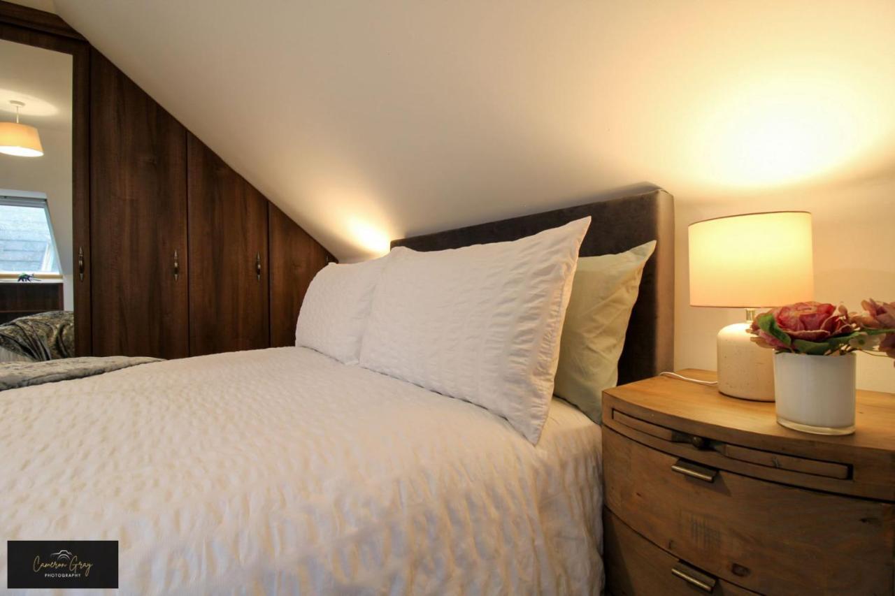 Nice 2 Bed House, Office, Wi-Fi, Free Parking Belfast Zewnętrze zdjęcie